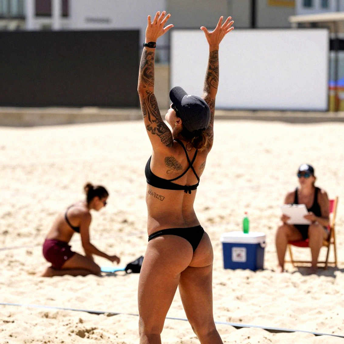 Kỷ lục mong manh: Chiến thắng 21-4, 21-2 của Yan Xu và Xia Xinyi và tấm vé Olympic còn ở phía trước