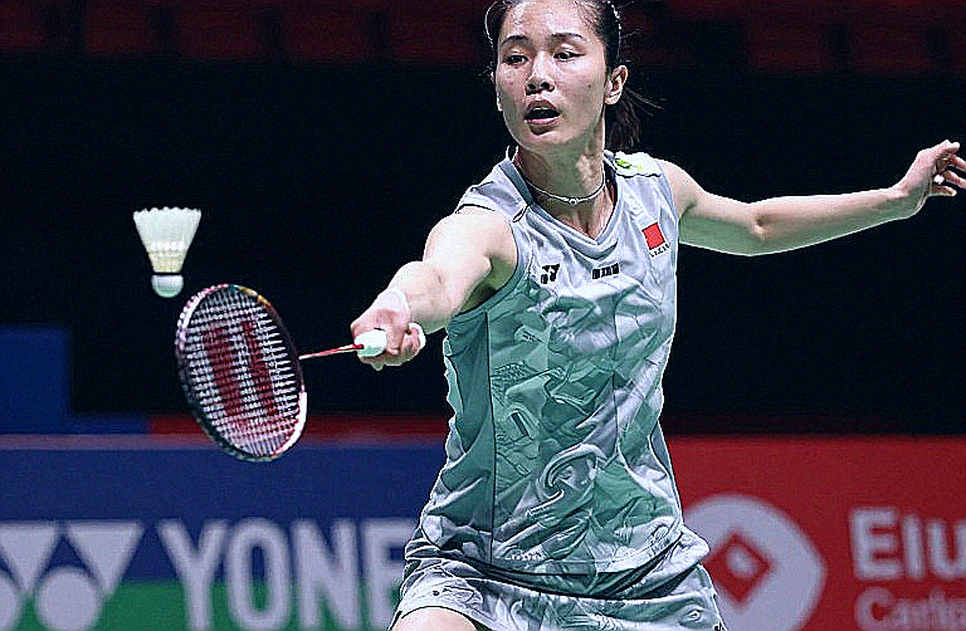 Bài học 21-5, 21-11: Khi Mahoor Shahzad gánh cả cầu lông nữ Pakistan