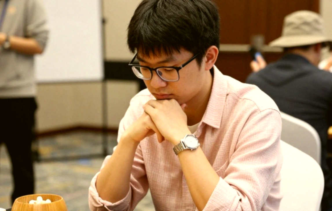 Bản đồ khai cuộc và vết nứt dữ liệu: Đọc lại US Championships