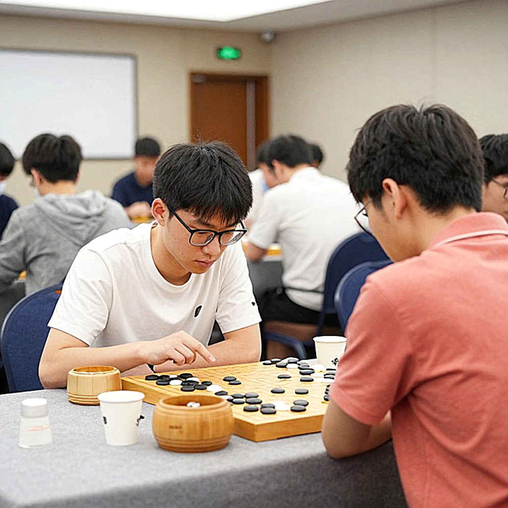 Olympiad Cờ vua 2026: Ấn Độ bảo vệ ngai vàng giữa lòng Samarkand, Gukesh và Sindarov tạo nên tâm điểm lịch sử