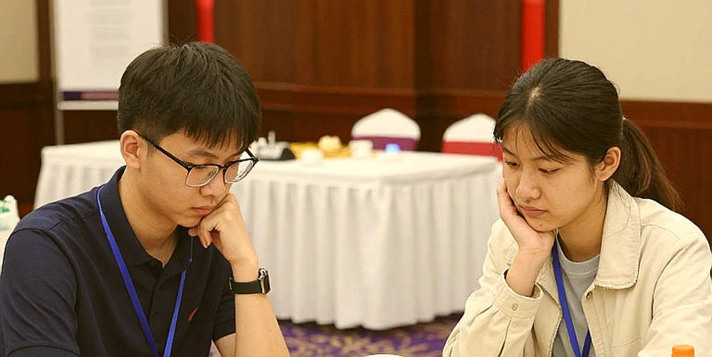 Olympiad Cờ vua 2026: Ấn Độ bảo vệ ngai vàng giữa lòng Samarkand, Gukesh và Sindarov tạo nên tâm điểm lịch sử
